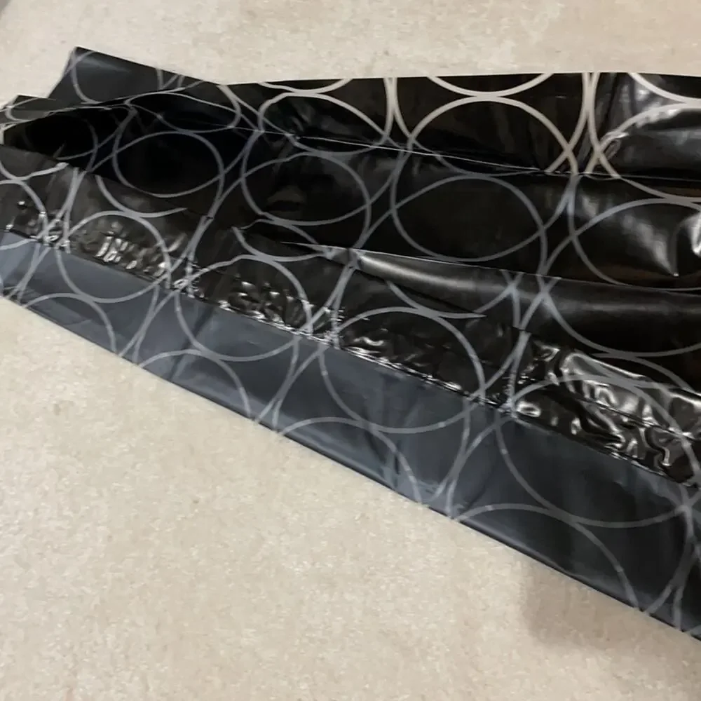 Vinyl shower curtain black green circle design NWT